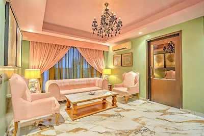 Cotts Villa di Palette Homes