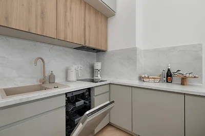 Komfortables Apartment, Innenpool, Strandnähe