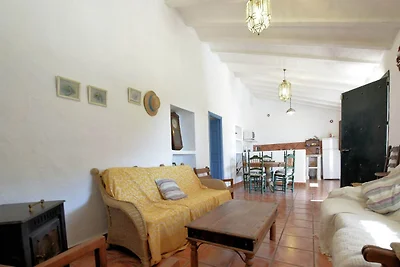 Spaziosa casa vacanze ad Almogía con pisina