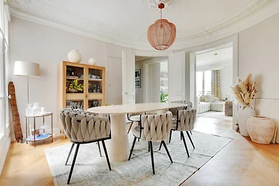 Elegante Apt 2BDR – Arc de Triomphe /...
