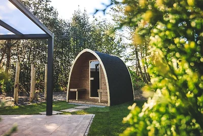 Slagharen Premium-Sauna-Lodge für 8 Personen