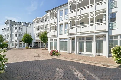 Schöne Ferienwohnung mit Wanne und großem Bal...
