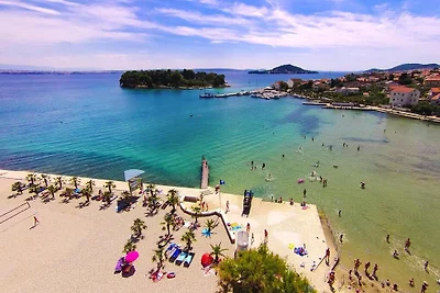 Appartamento a Preko vicino alla spiaggia del...