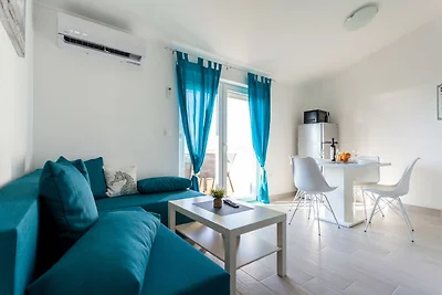 Moderne Ferienwohnung in Meeresnähe in...