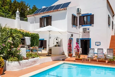 Villa in Carvoeiro in der Nähe von Rock Beach
