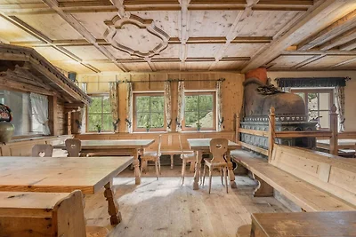 Urige Almhütte im Stubaital mit Sauna