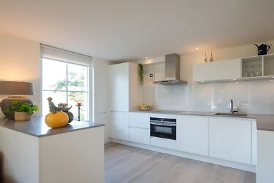 Ferienwohnung in Buren mit Schwimmbecken