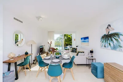 Stylish 2-Bed Apartment | Alcazaba Lagoon...