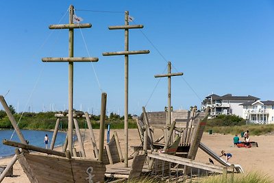 Gerestylede villa met afwasmachine, strand op...