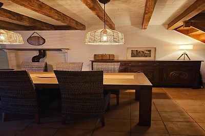 Schönes Ferienhaus mit Garten in Pionsat,...