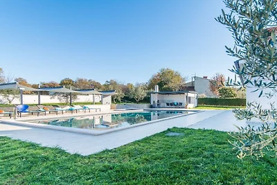 Villa in Vrsar met zwembad