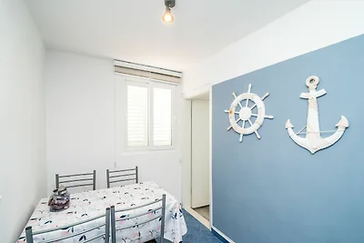 Apartment & Rooms Alan - Double Room with Sha...