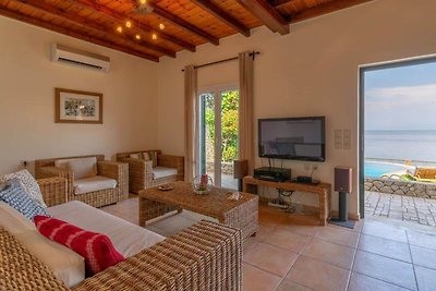 Luxus-Ferienhaus in Korfu mit privatem Pool