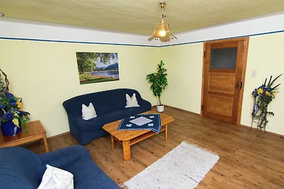 Accogliente appartamento a Feldwies con sauna