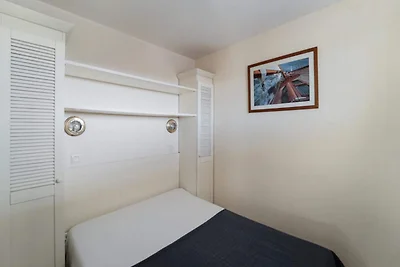 Marineblaue Residenz f�r vier Personen