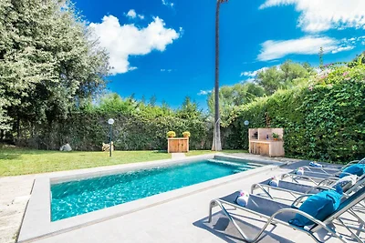 Ferienhaus mit großem Privatpool