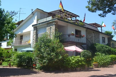 "C" bij Casa Furrer