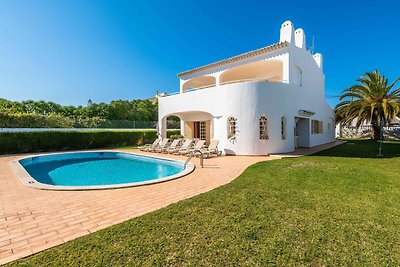 Ruhige Villa in Albufeira mit eigenem Pool