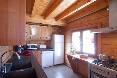 Chalet mit privatem Pool mit Teleskopdach in ...