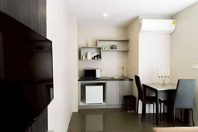 Premier Deluxe-Aufenthalt | Botschaftsviertel