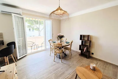 Apartment in Sablettes mit Zugang zum Strand