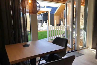 Schöne Lodge in Strandnähe