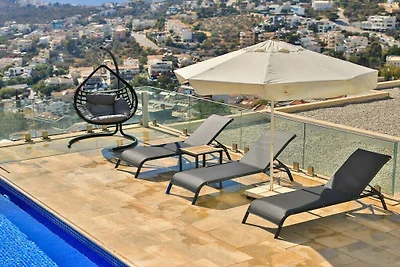 Villa in Kalkan met zwembad