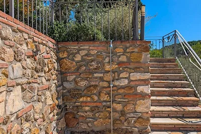 Villa in Suvereto mit Schwimmbecken