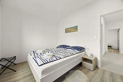 Bezauberndes Sommerapartment mit Meerblick
