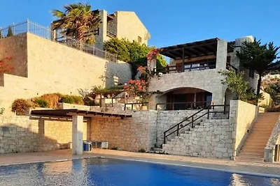 Elegante Villa für 4 Personen in Agia Pelagia
