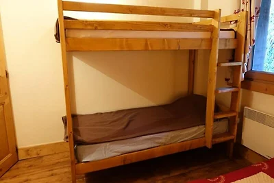 Apartment in Arèches mit Bergblick