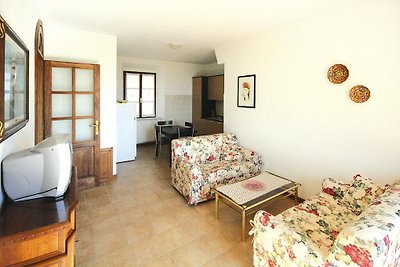 Wohnung in Chiusdino mit Terrasse