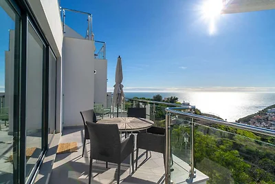 Penthouse in Málaga mit Meerblick & Pool