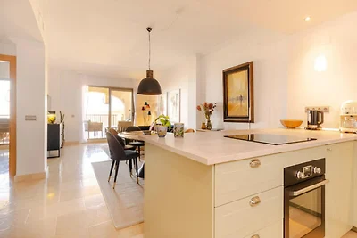 Apartment in Benahavís mit Infinity-Pool