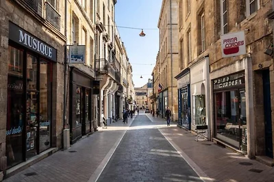 Schöne Wohnung in Antiquaries St.