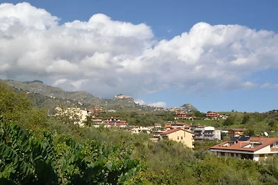 Schönes Ferienhaus in Giardini Naxos in...