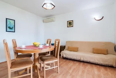 Seaside Oasis Apartments on Island Ugljan - O...