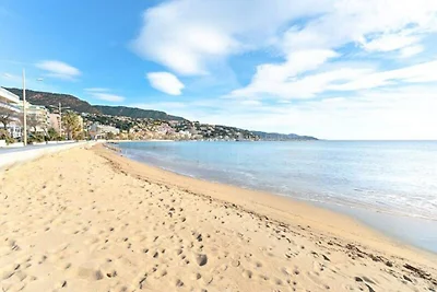 Apartment in Le Lavandou mit Meerblick