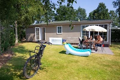Komfortables Chalet mit Kombi-Mikrowelle, im ...