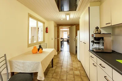 Geräumige Villa mit eigenem Garten