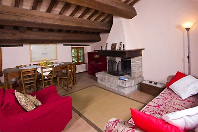 Hübsches Ferienhaus in Acqualagna mit...