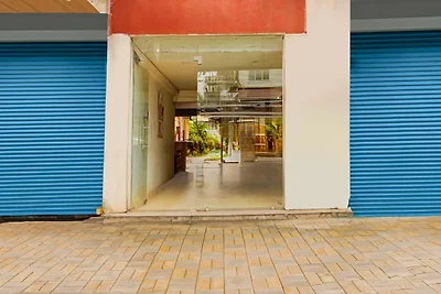 Super Townhouse Calangute - Baga Circle
