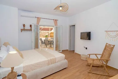 Villa aan het strand met privézwembad