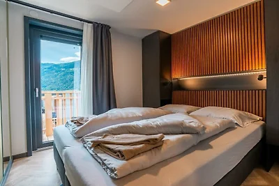 Wulfenia Waterfront 6