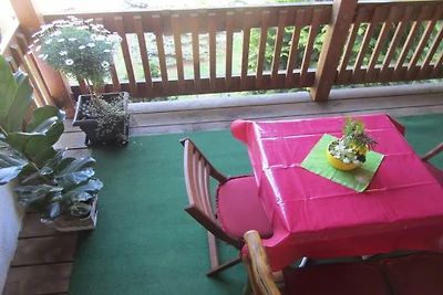Apartament wakacyjny w Lugu z basenem