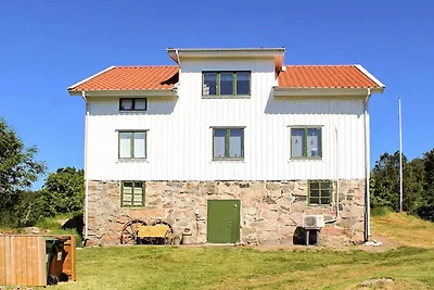 4 Sterne Ferienhaus in UDDEVALLA
