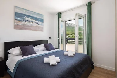 Shimmering Sea Apartment with Terrace - Four ...