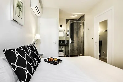 Appartamento a Bordeaux vicino a Place...