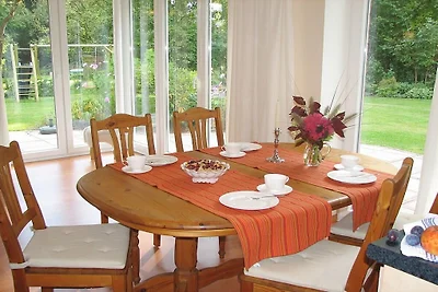 Ferienhaus in Ulsnis mit Schwimmbecken