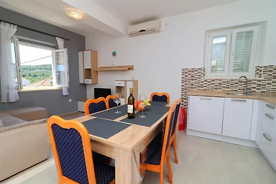 2-Zimmer-Wohnung mit Terrasse